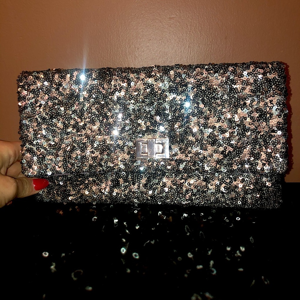 Evening clutch!